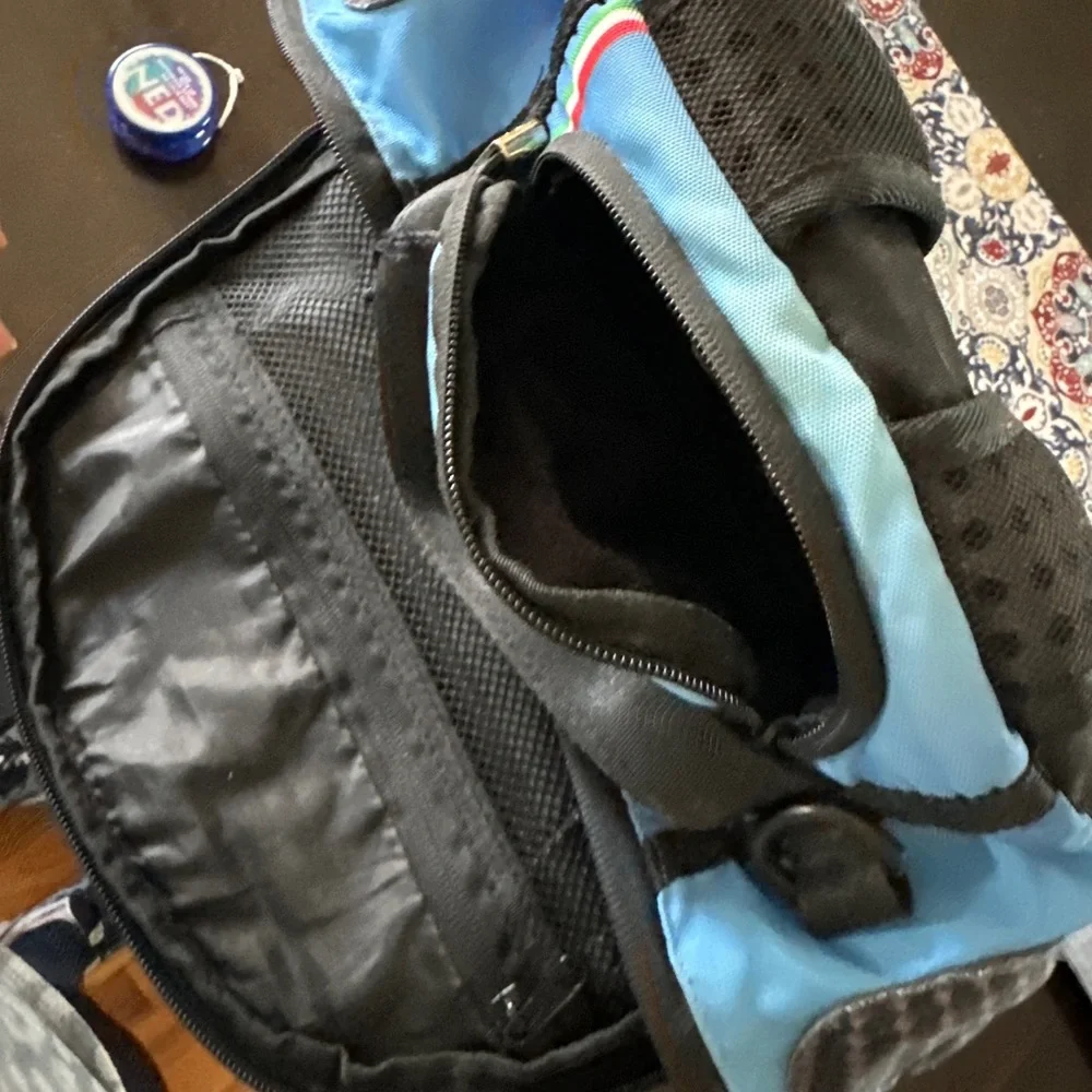 Limited edition Jake Paul Spray ground Blue Backpack with Italian flag - Picture 7 of 7